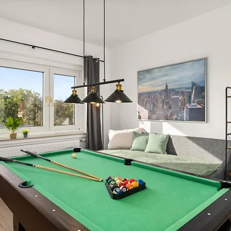 Homely-Apartment Manhattanart, Zentral, Parkplatz, Billard,Ps4, Dart, Balkon Bielefeld Exterior foto