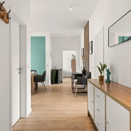 Homely-Apartment Manhattanart, Zentral, Parkplatz, Billard,Ps4, Dart, Balkon Bielefeld Exterior foto