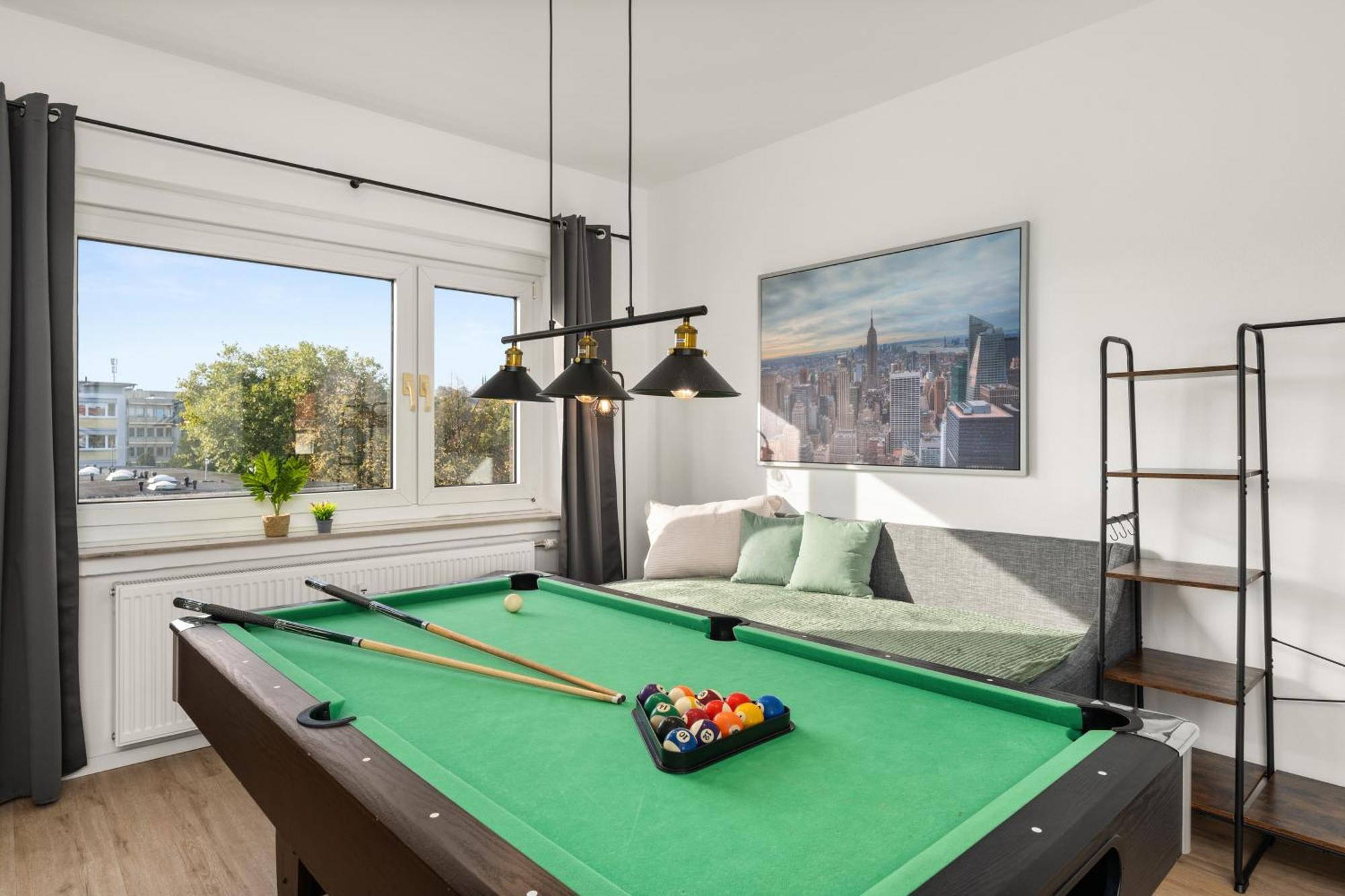 Homely-apartment Manhattanart, Zentral, Parkplatz, Billard,ps4, Dart, Balkon Bielefeld